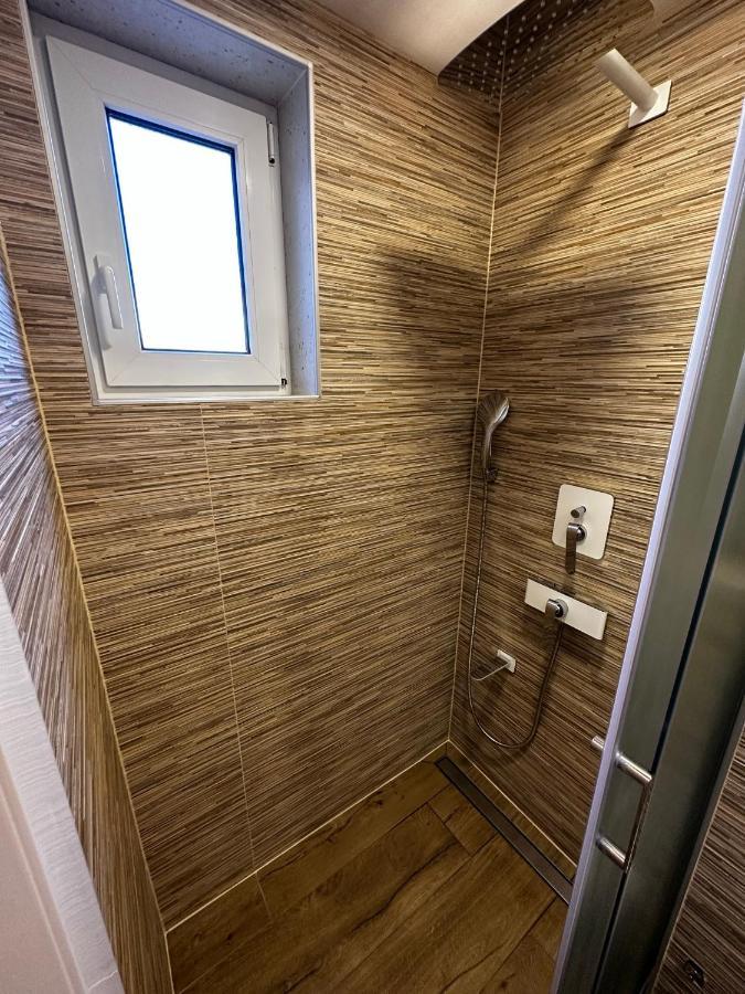 Apartman Veronika Vrsi Eksteriør bilde