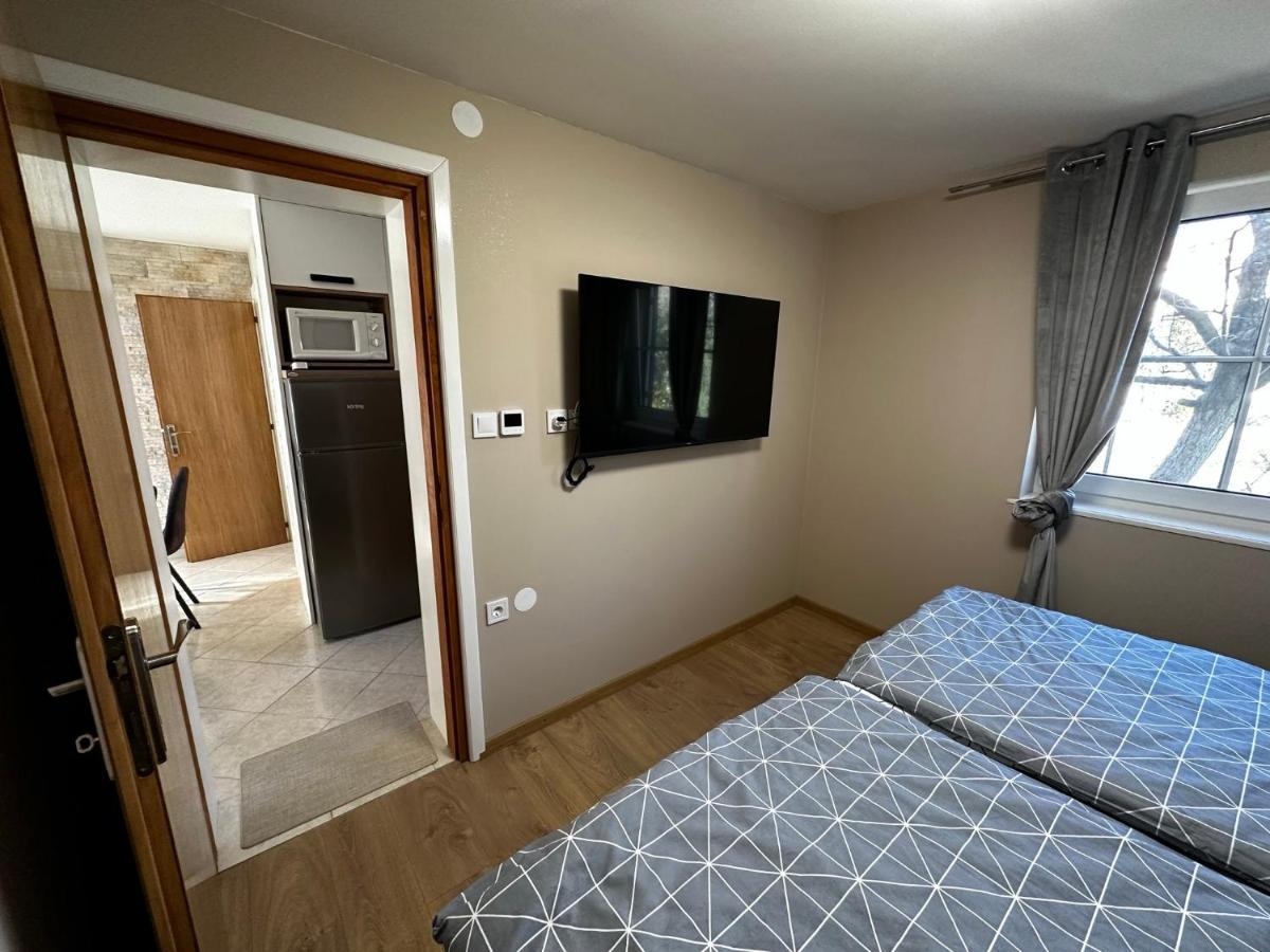 Apartman Veronika Vrsi Eksteriør bilde
