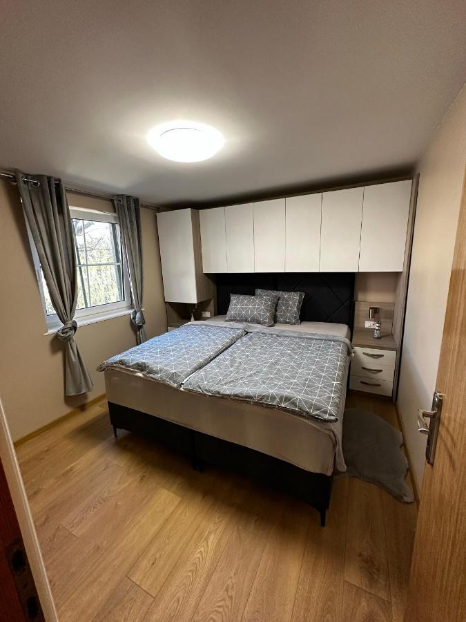 Apartman Veronika Vrsi Eksteriør bilde